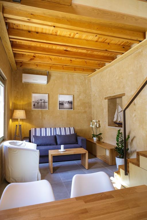 La Casa Piccola Case de vacanță